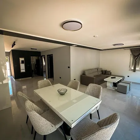 Luxury River *